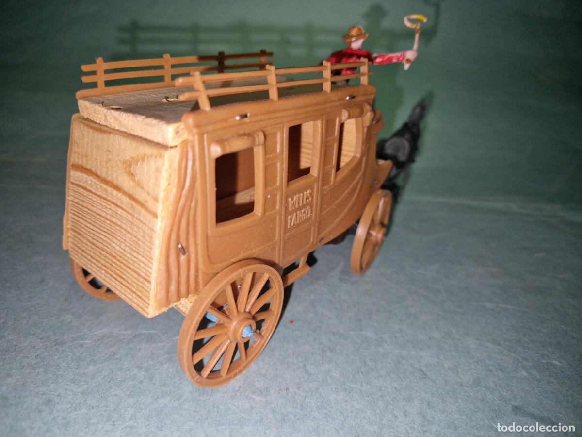 Figuras de goma y PVC: DILIGENCIA de COMANSI , de MADERA y PLASTICO - Foto 4