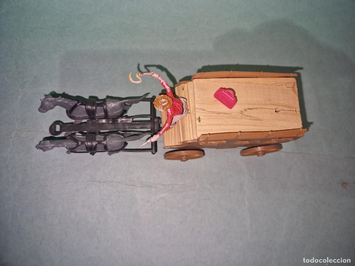 Figuras de goma y PVC: DILIGENCIA de COMANSI , de MADERA y PLASTICO - Foto 6