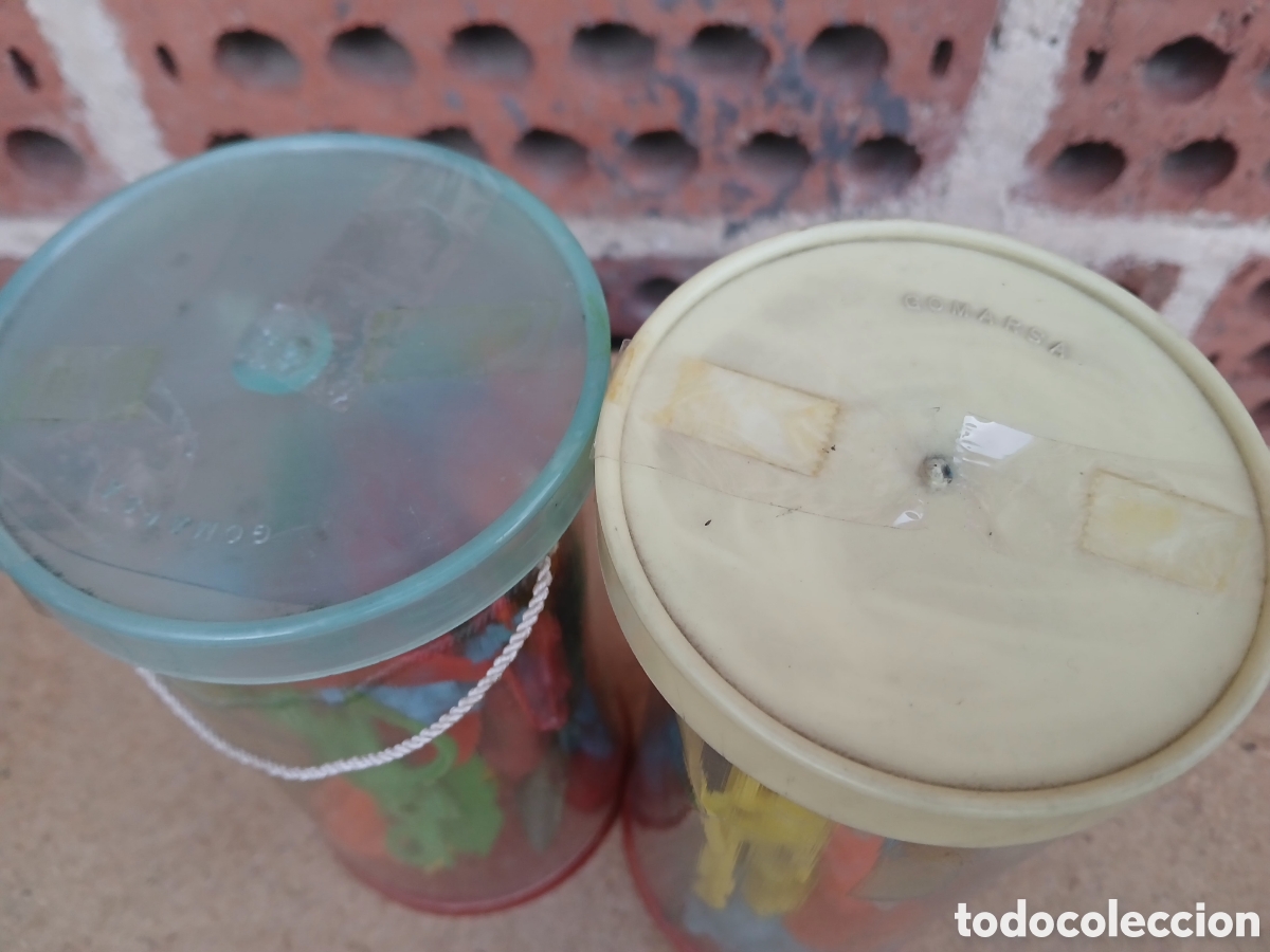 Figuras de goma y PVC: DOS BOTES SIN ABRIR INDIOS Y VAQUEROS DE GOMARSA. - Foto 4