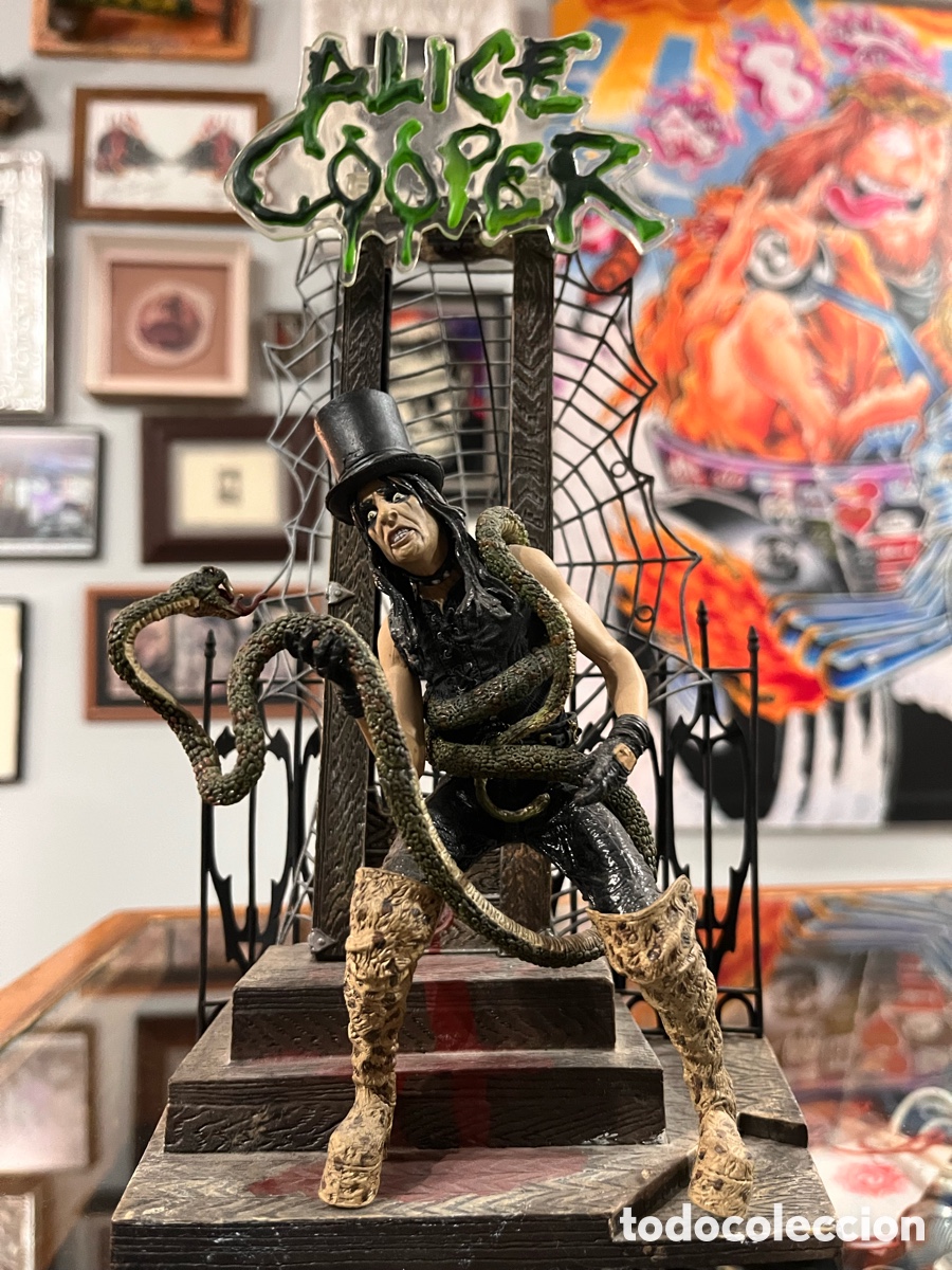 Figuras de goma y PVC: Figura Alice Cooper de Mc Farlane - Foto 2