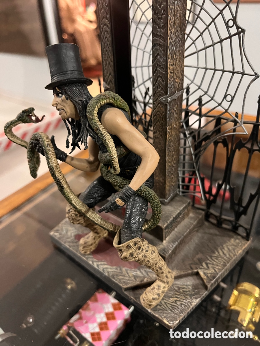 Figuras de goma y PVC: Figura Alice Cooper de Mc Farlane - Foto 4