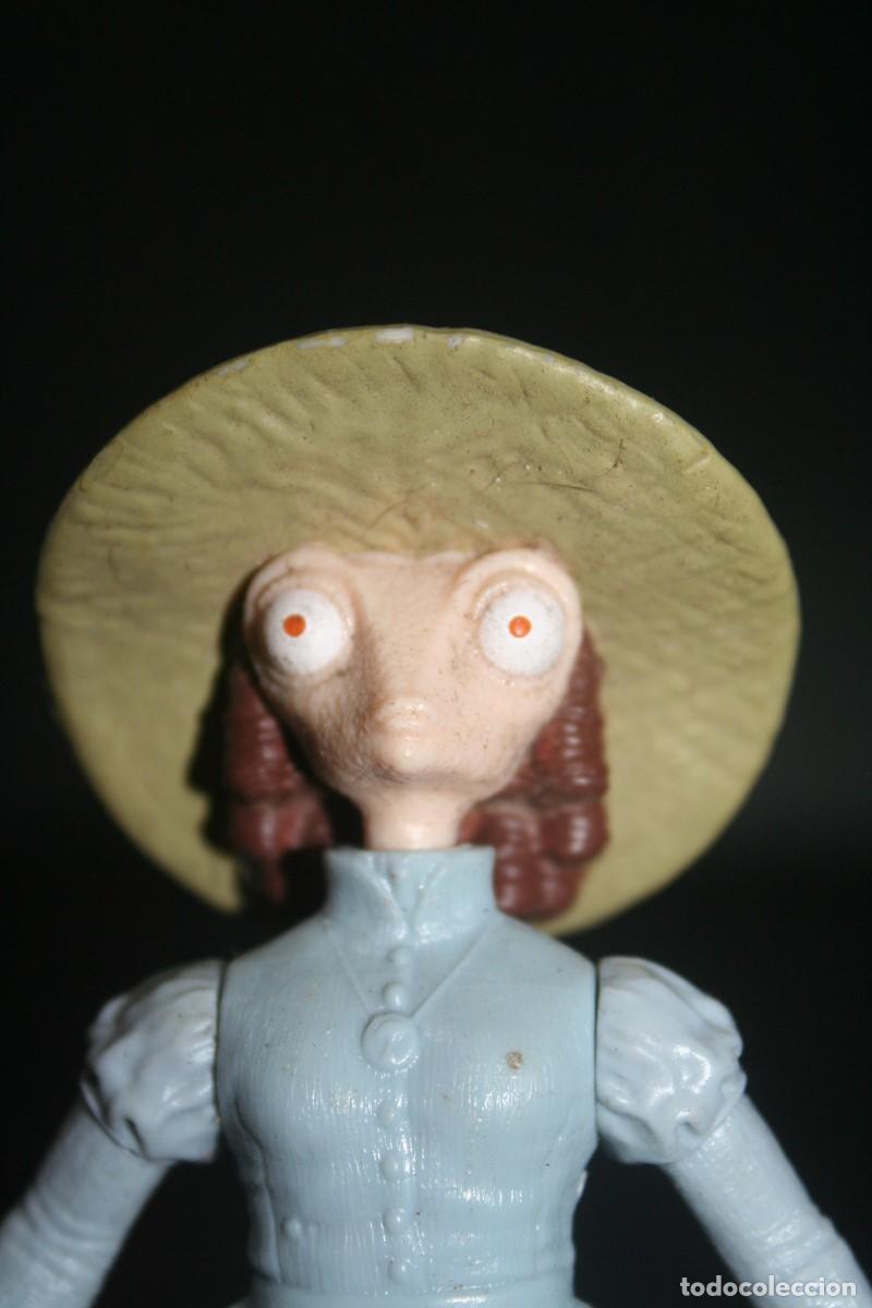 Figuras de goma y PVC: mu&ntilde;eca lilo y stitch 2011 - Foto 1
