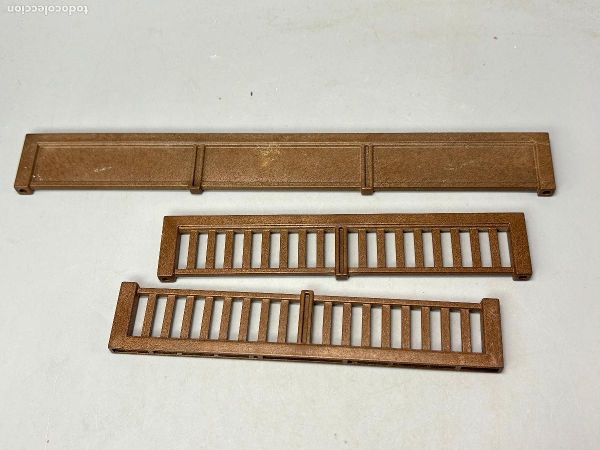Figuras de Goma y PVC: Playmobil 3786 3787 lote barandilla tejado oficina sal&oacute;n oeste