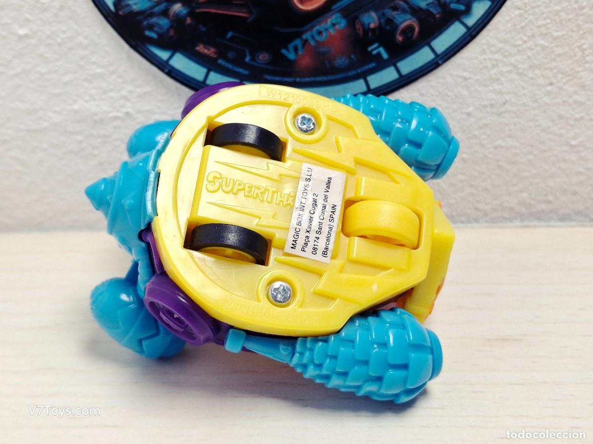 Figuras de goma y PVC: Superzings PowerJet Pi&ntilde;ata Superthings Magic Box Pullback - Foto 3