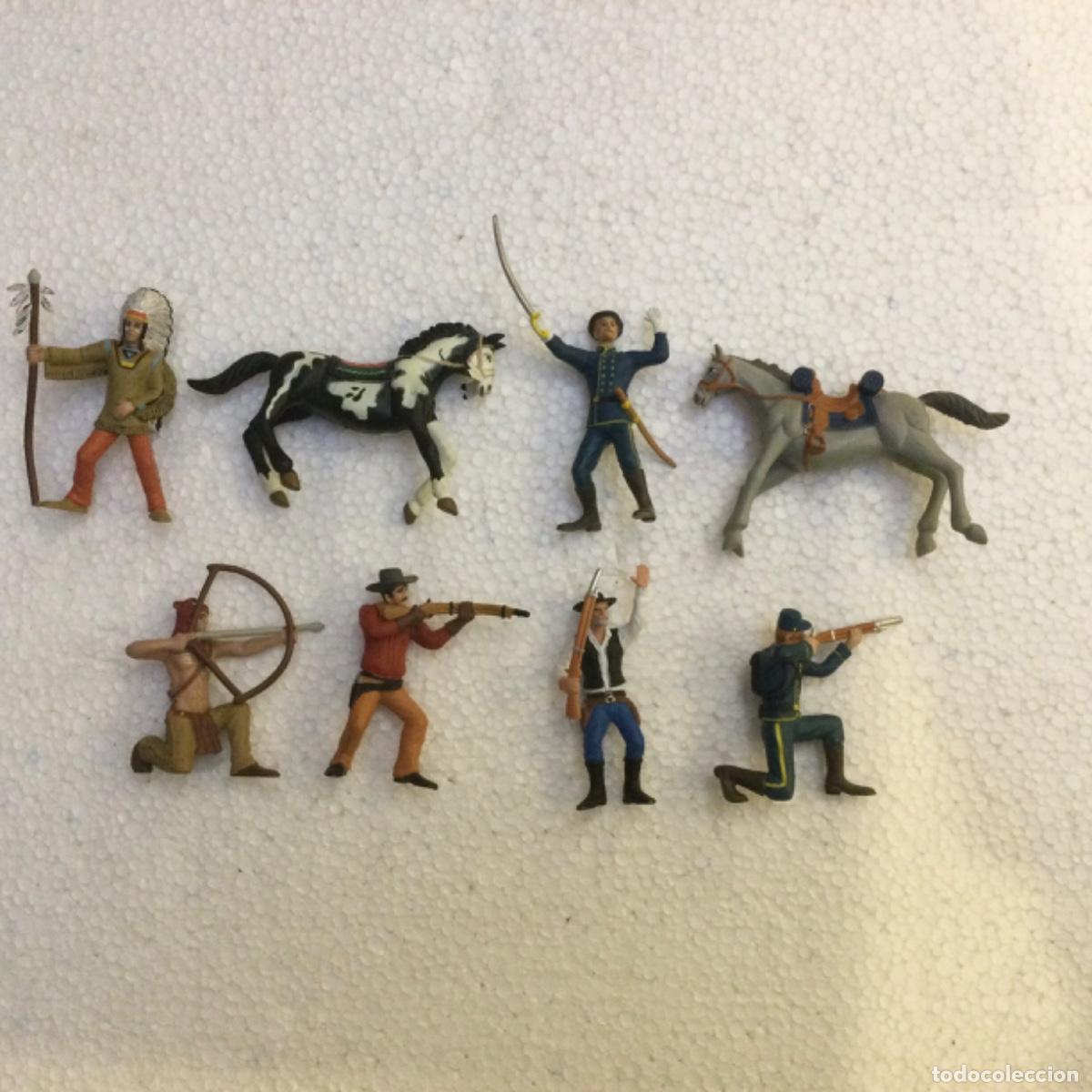 Figuras de goma y PVC: Fuerte Comansi en madera con mu&ntilde;ecos. Sin caja. Comansi - Foto 4