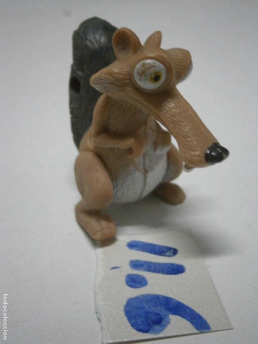 Figuras de Goma y PVC: FIGURA DE DIBUJOS ANIMADOS - ARDILLA SCRAT