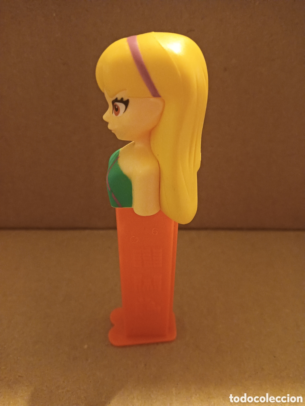 Figuras de goma y PVC dispensador PEZ: Dispensador pez mu&ntilde;eca - Foto 2
