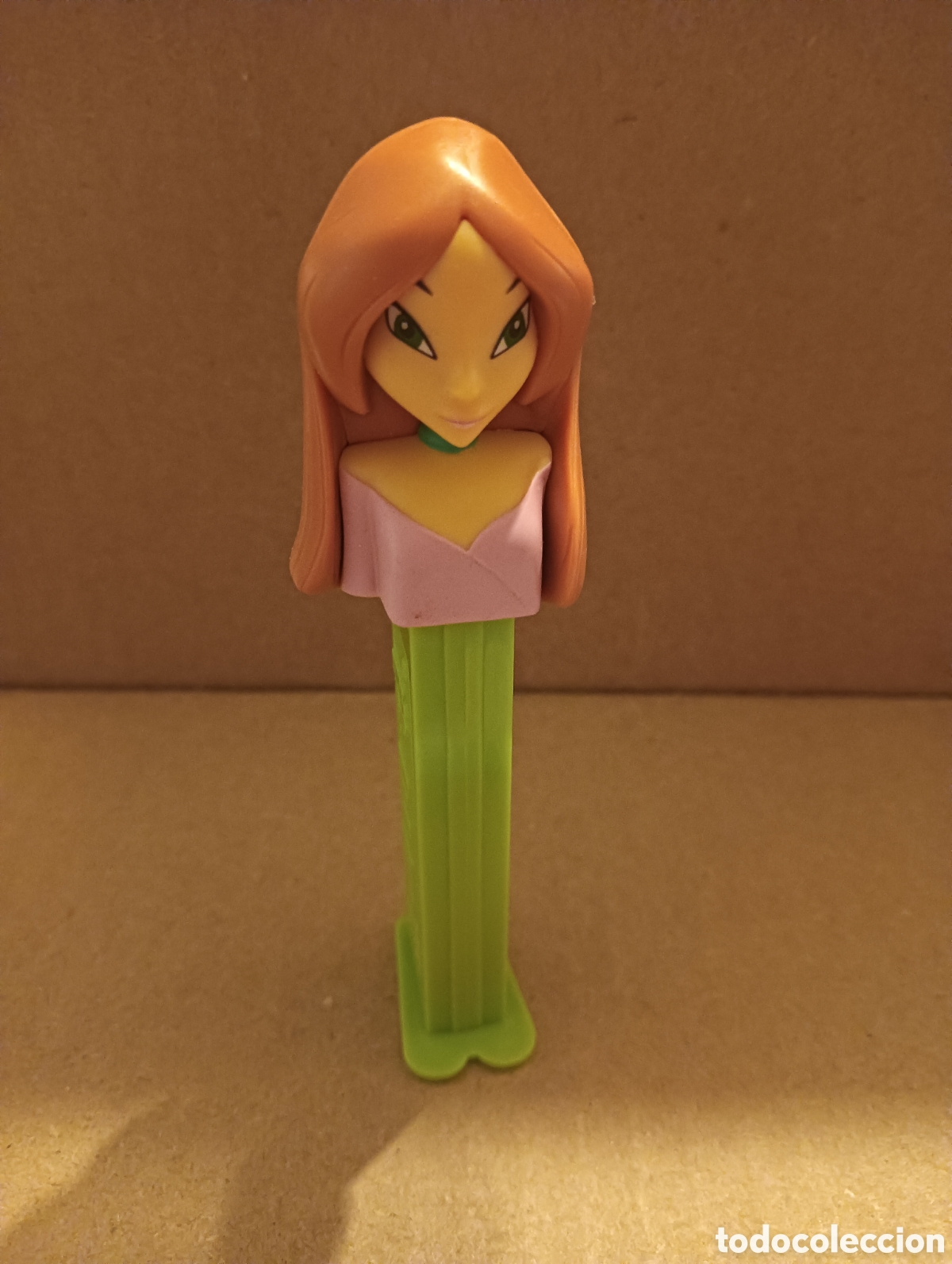 Figuras de goma y PVC dispensador PEZ: Dispensador pez mu&ntilde;eca - Foto 1