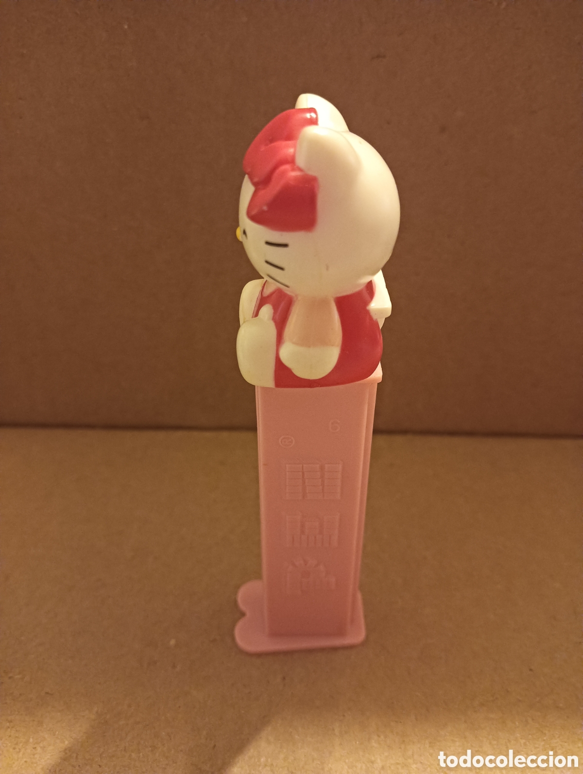 Figuras de goma y PVC dispensador PEZ: Dispensador pez hello Kitty - Foto 2