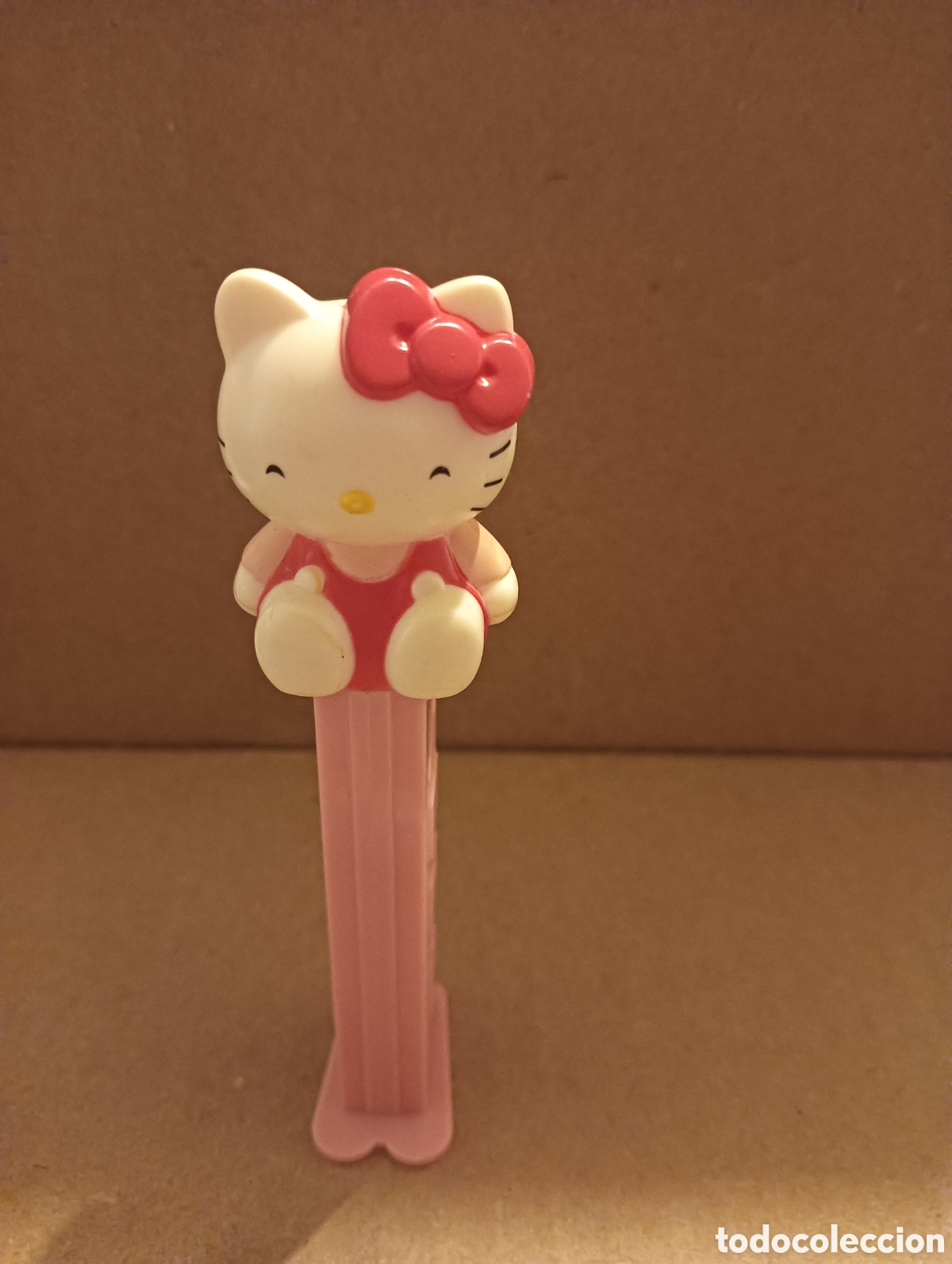 Figuras de goma y PVC dispensador PEZ: Dispensador pez hello Kitty - Foto 1