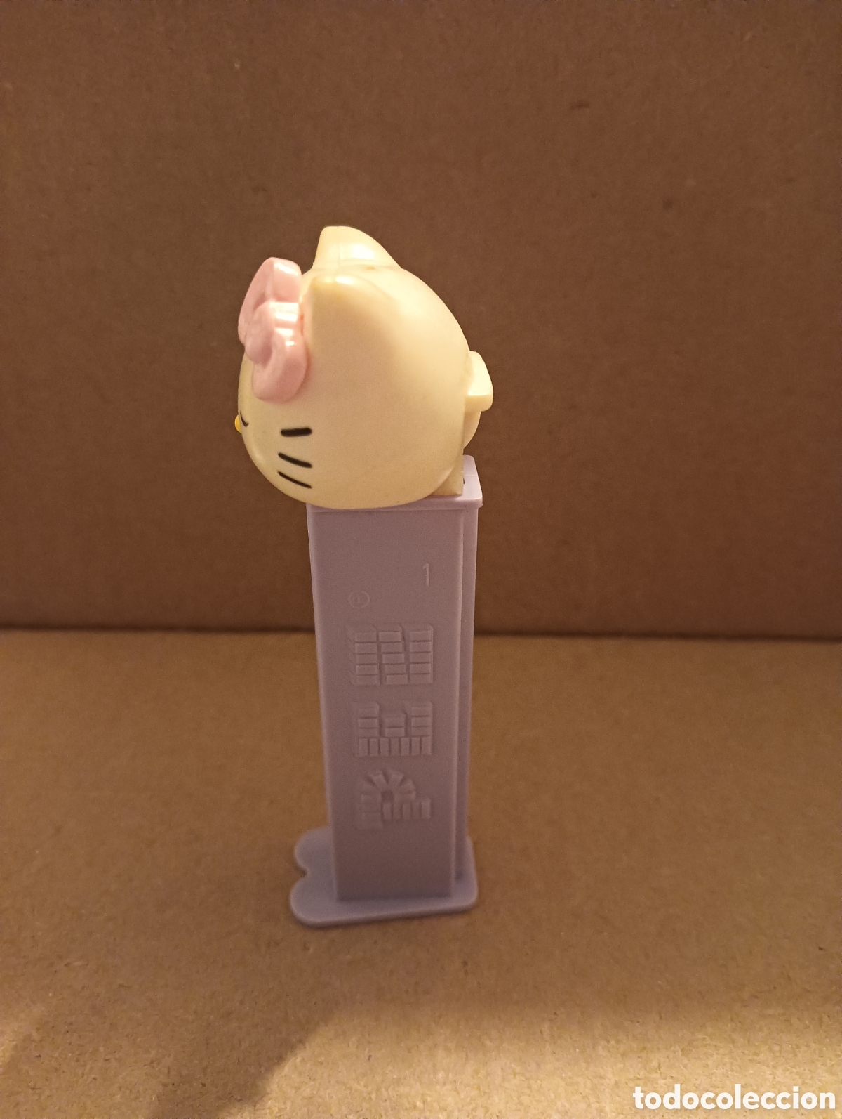 Figuras de goma y PVC dispensador PEZ: Dispensador pez hello Kitty - Foto 2