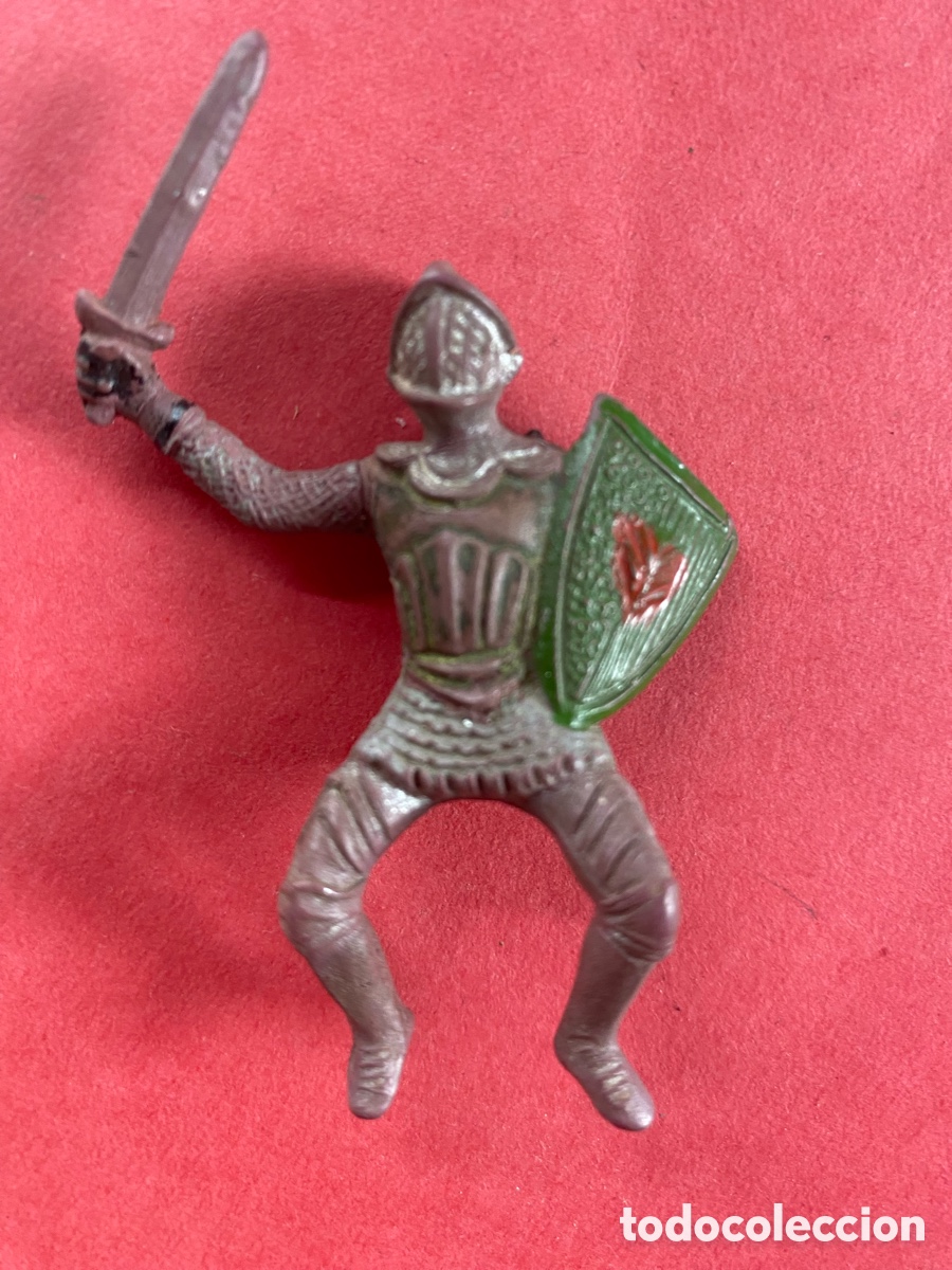 Figuras de Goma y PVC: Caballero medieval reamsa goma