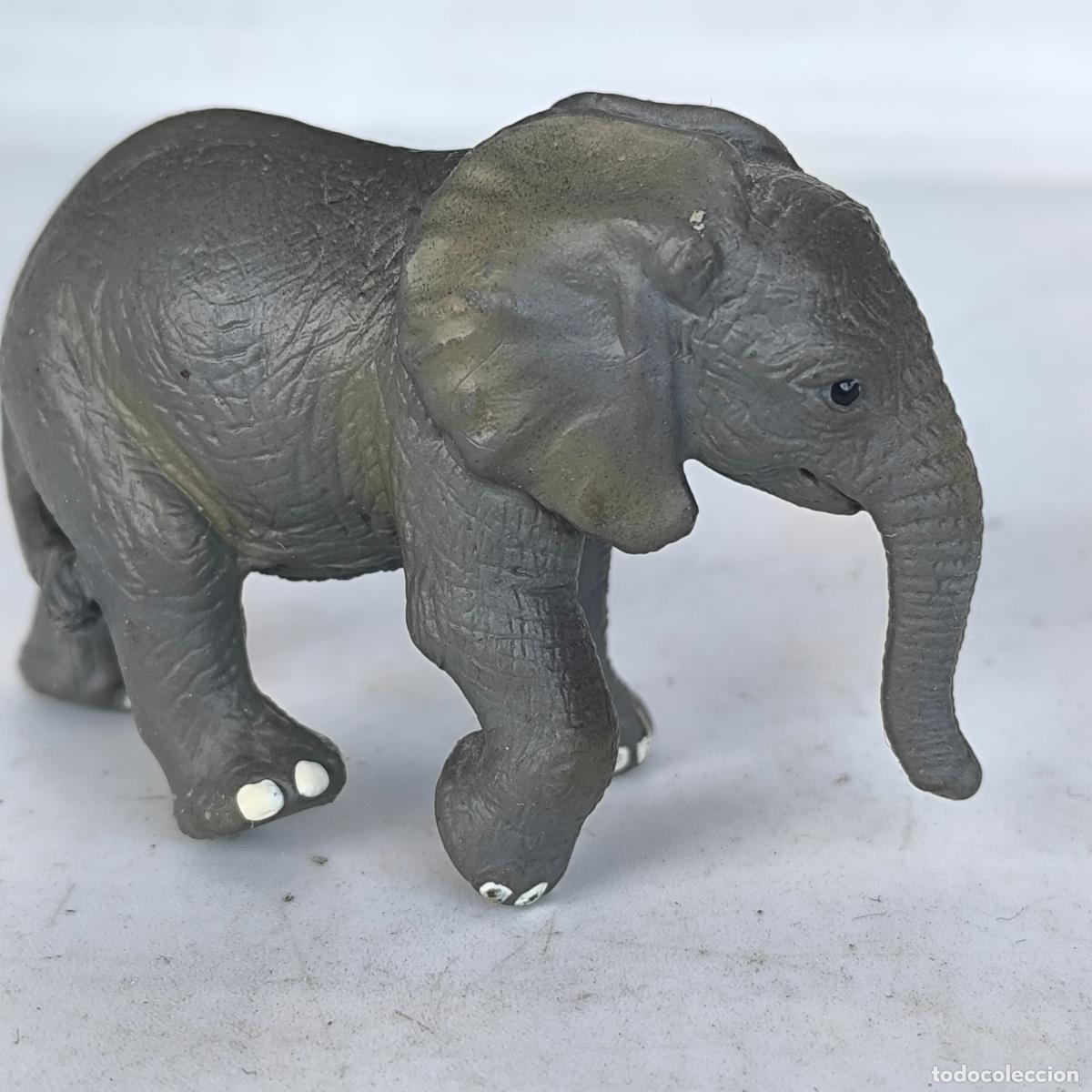 Figuras de goma y PVC: CRIA ELEFANTE SCHLEICH 2003 - Foto 2