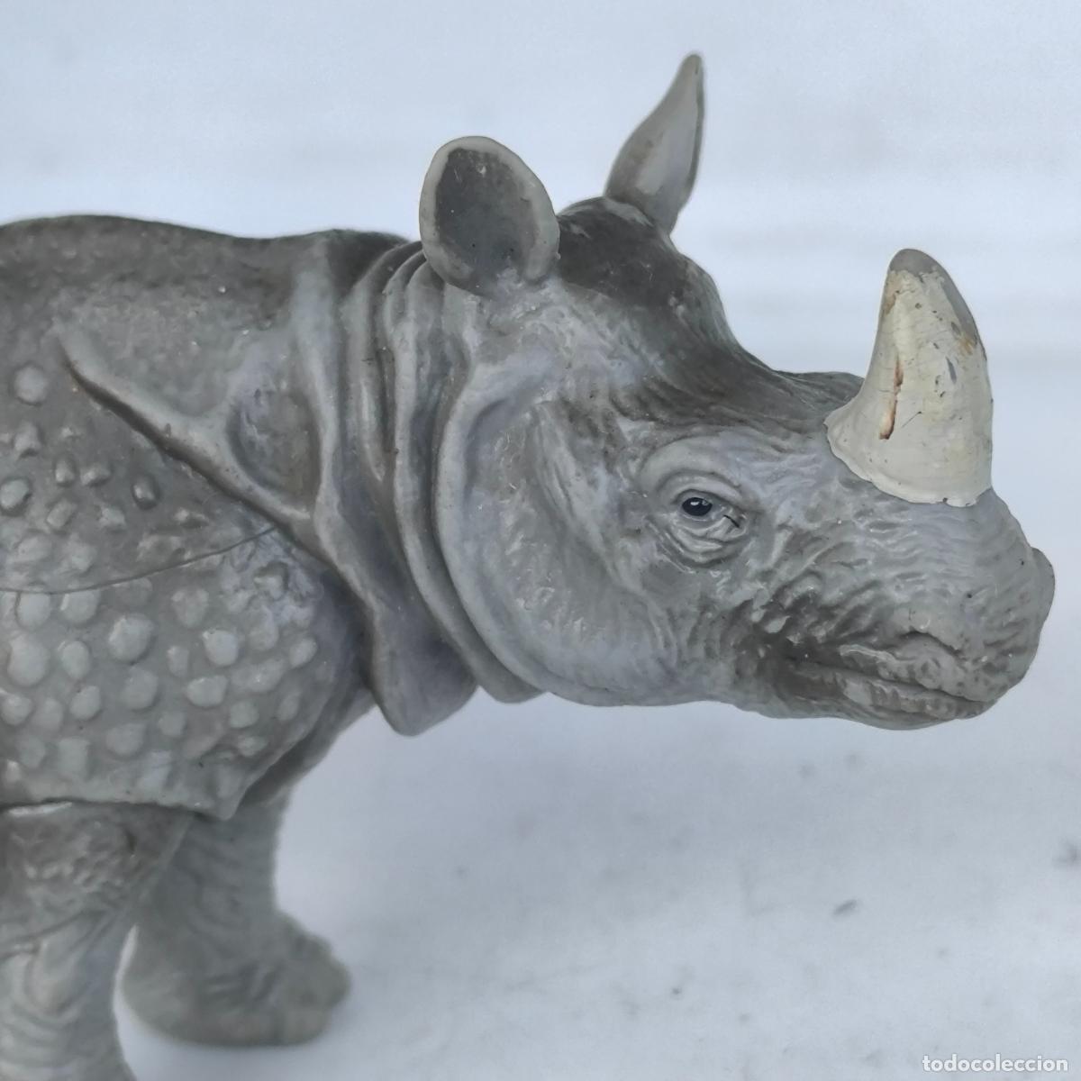 Figuras de goma y PVC: rinoceronte figura Schleich 2000 - Foto 2