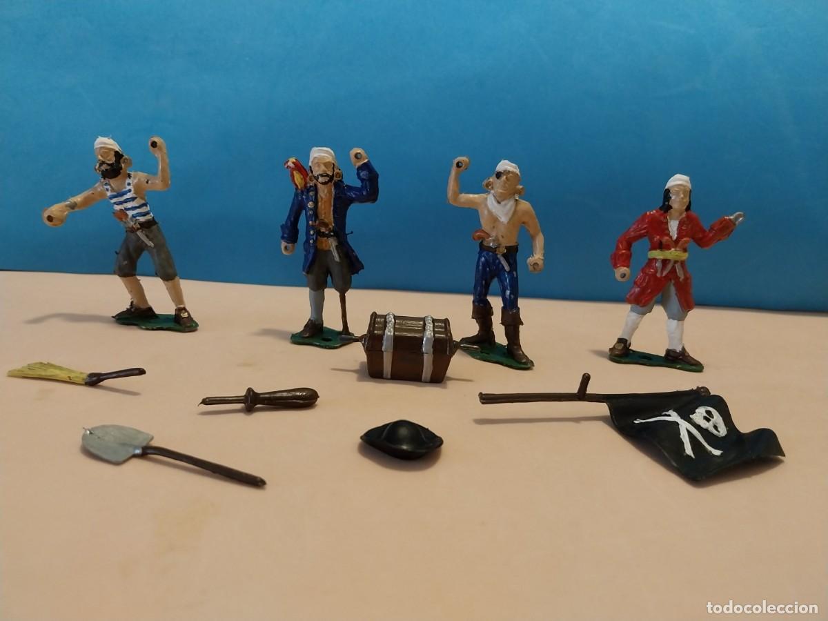 Figuras de goma y PVC: FIGURAS DE PIRATAS Y ACCESORIOS - Foto 1