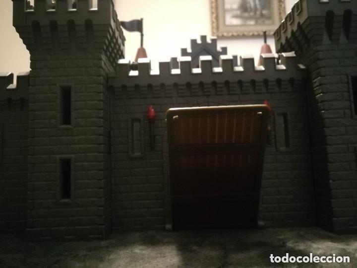 Figuras de goma y PVC: CASTILLO MEDIEVAL Y FIGURAS - Foto 6