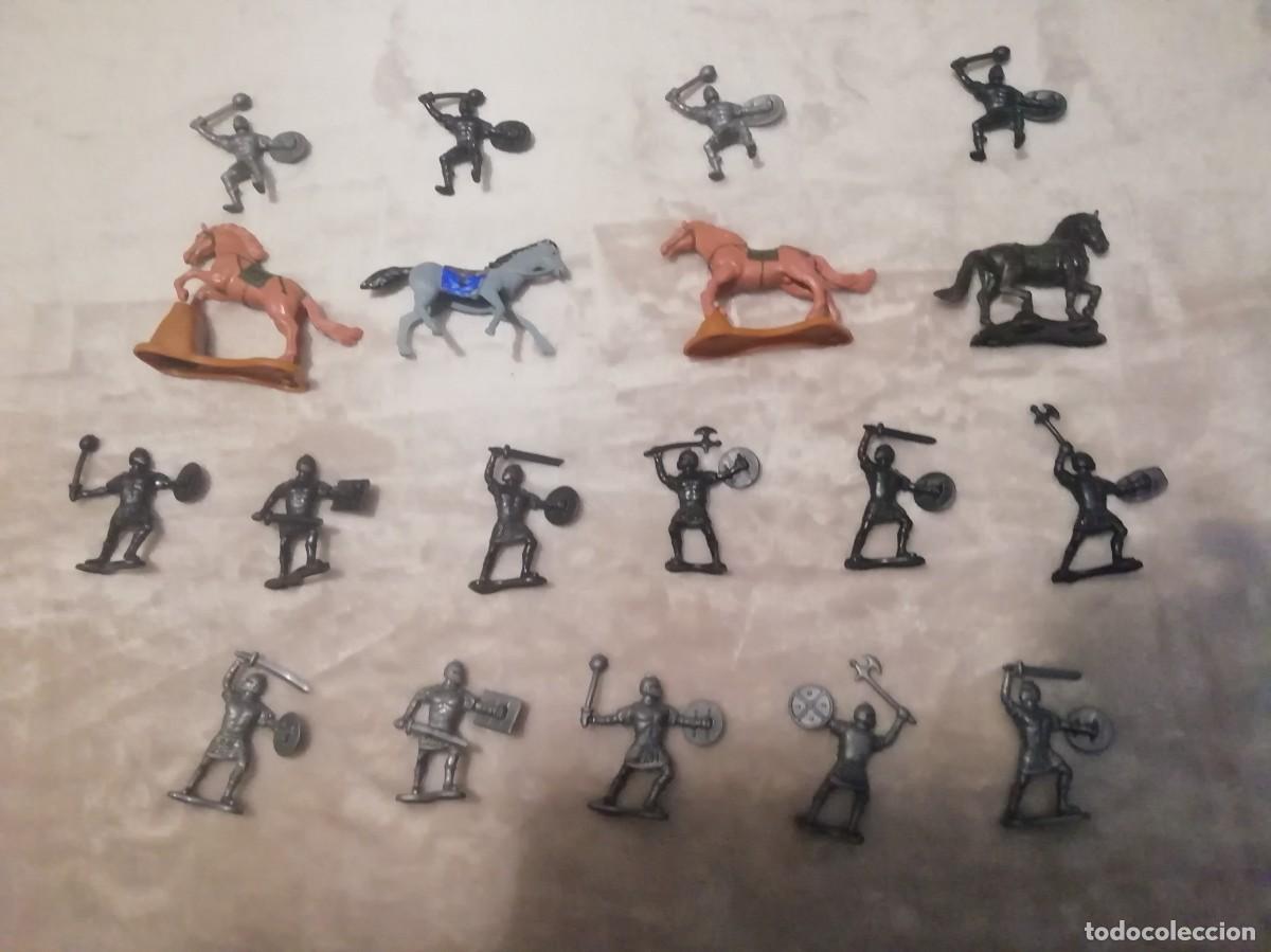 Figuras de goma y PVC: CASTILLO MEDIEVAL Y FIGURAS - Foto 11