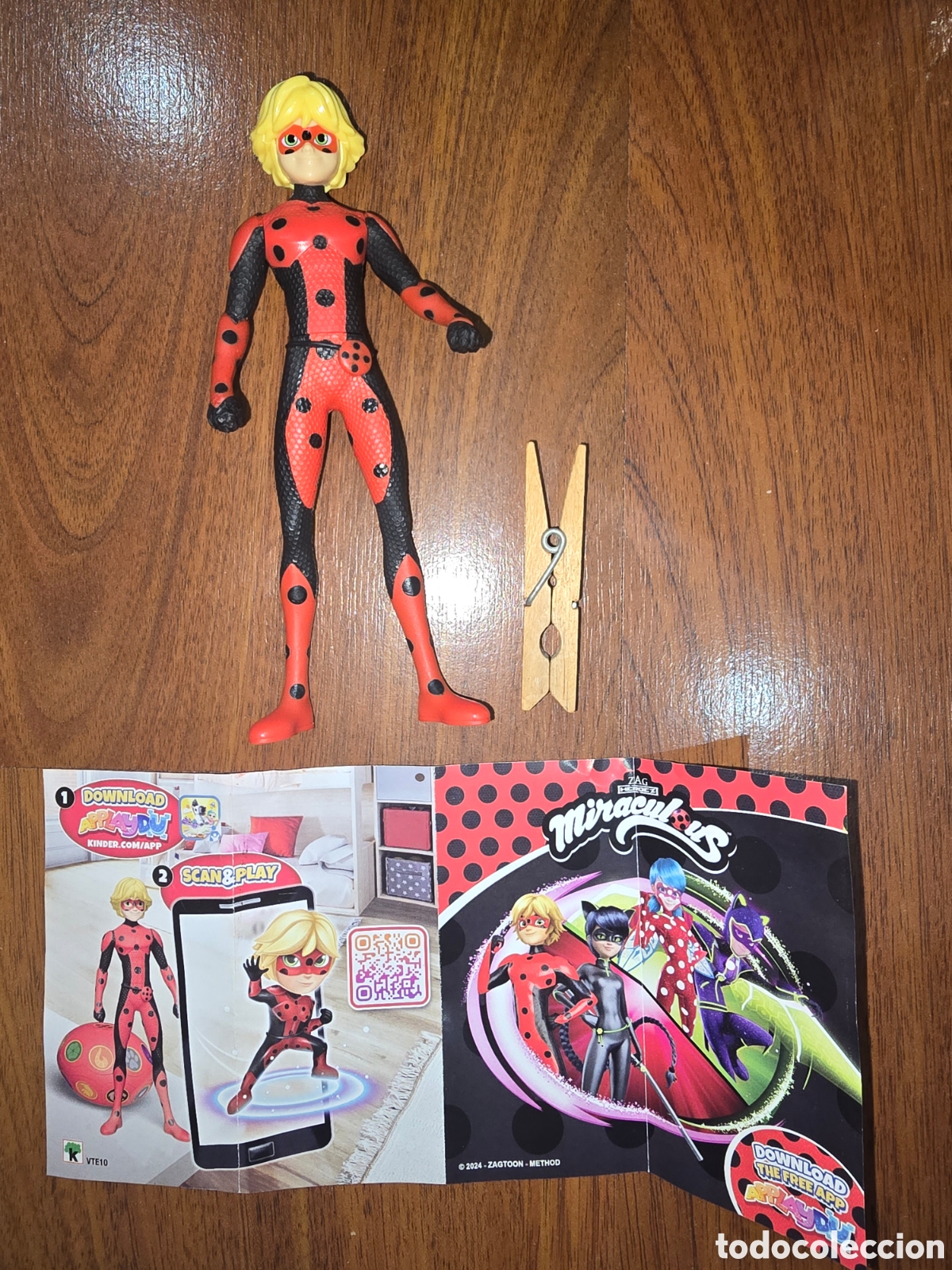 Figuras de Goma Kinder: Figura MAXI kinder VTE10 + bpz Cat Noir gato Lady Bug grande mu&ntilde;eco colecci&oacute;n dibujos animados