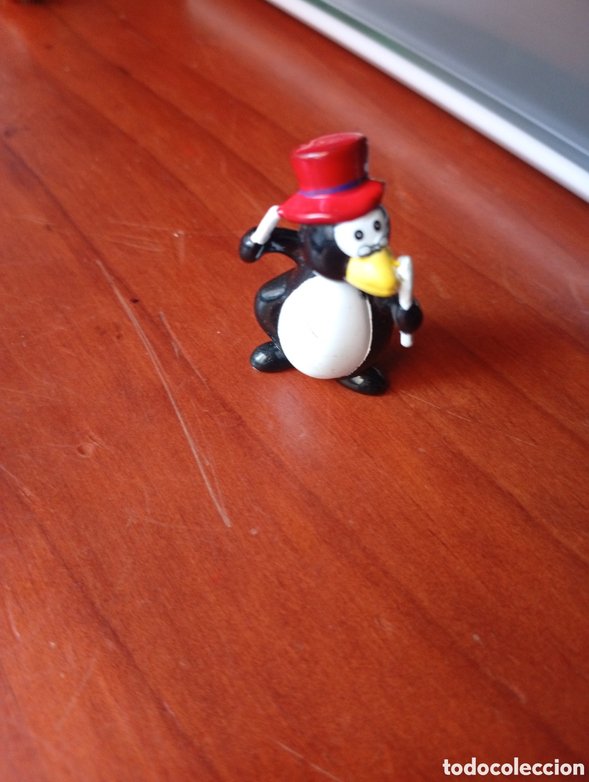 Figuras de Goma Kinder: MU&Ntilde;ECO FIGURA KINDER PINGUINO