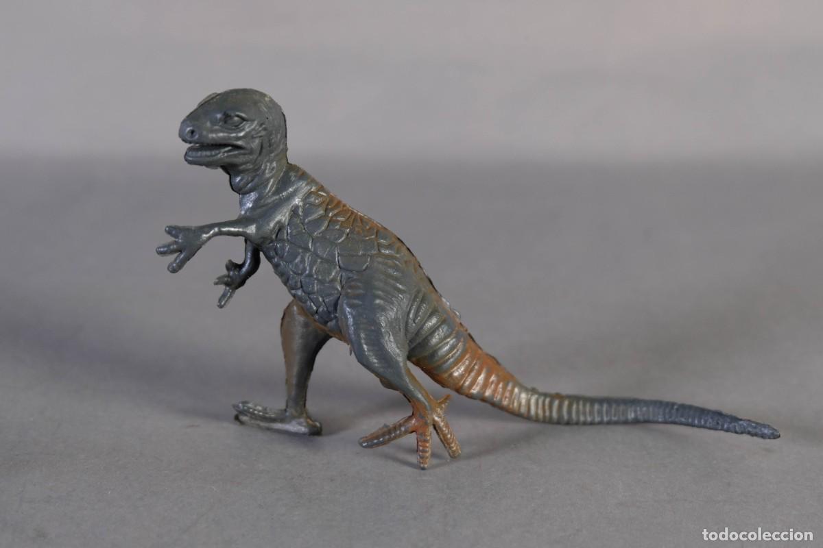 Figuras de goma y PVC: LOTE DE FIGURAS DE DINOSAURIOS EN PWC - Foto 4
