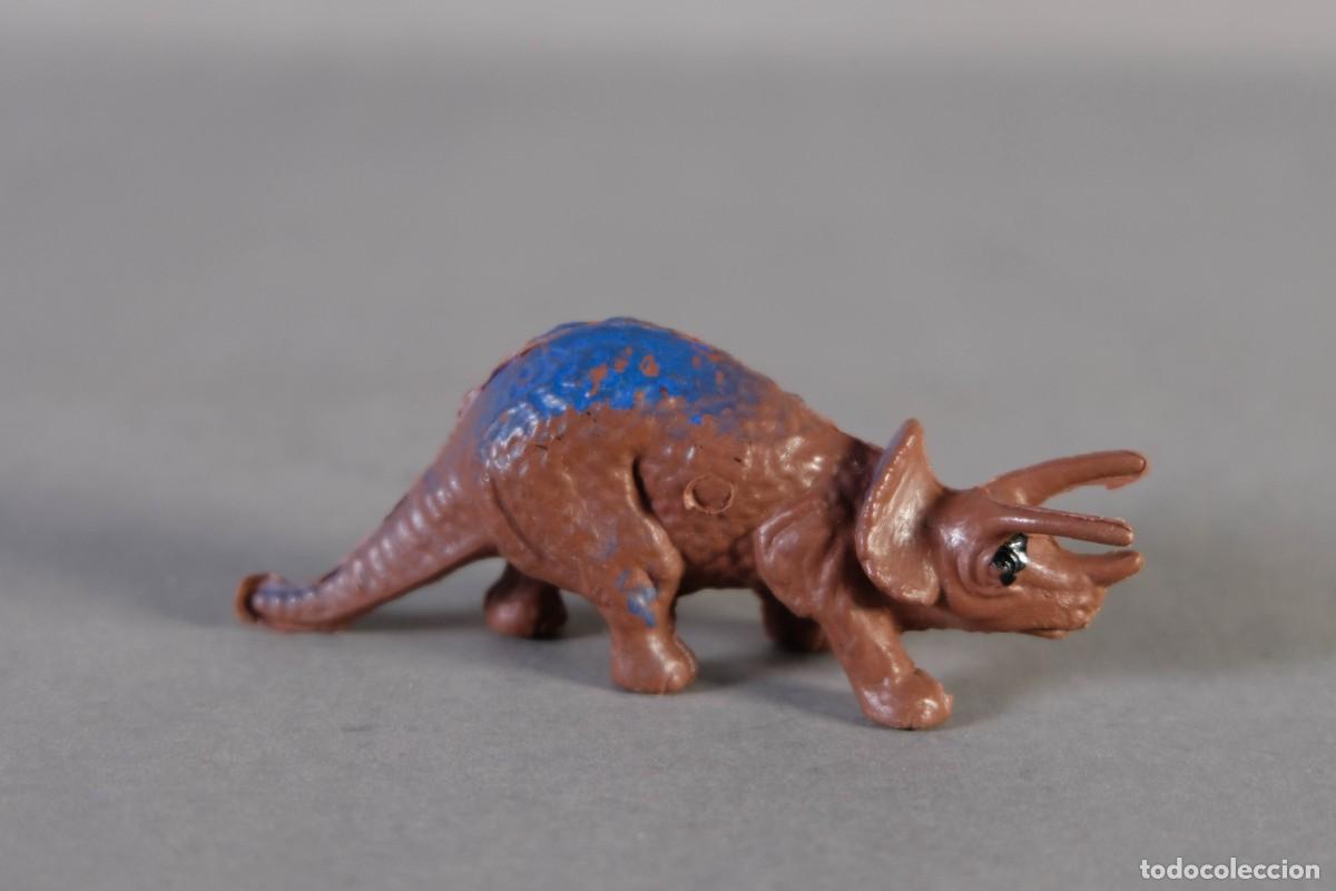 Figuras de goma y PVC: LOTE DE FIGURAS DE DINOSAURIOS EN PWC - Foto 12