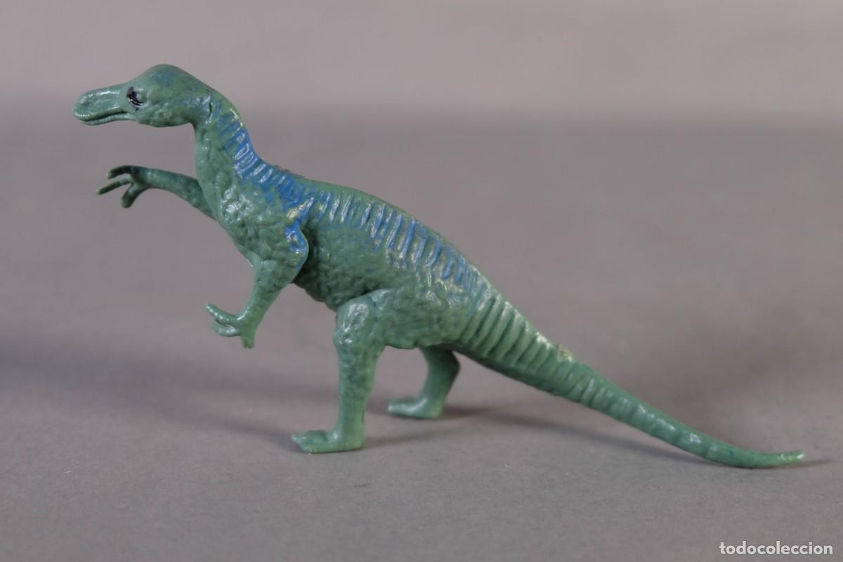 Figuras de goma y PVC: LOTE DE FIGURAS DE DINOSAURIOS EN PWC - Foto 19