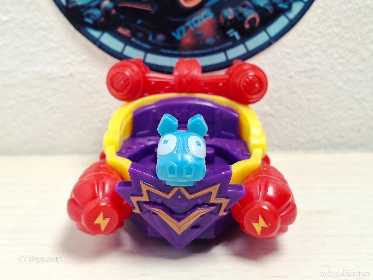Figuras de goma y PVC: Superzings PowerJet Pi&ntilde;ata Superthings Magic Box Pullback - Foto 1