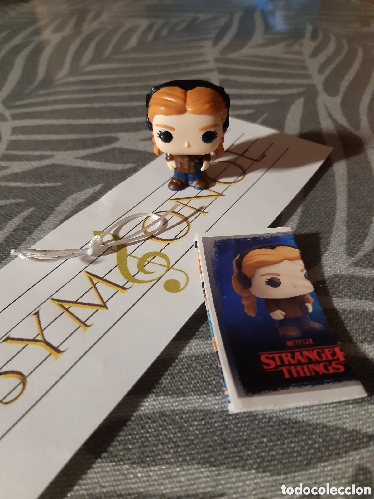 Figuras de goma Kinder: Funko kinder Stranger Things Max Joy sorpresa - Foto 1
