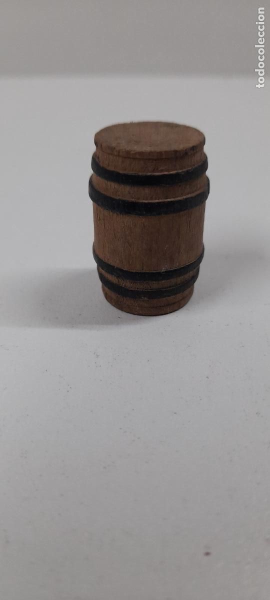 Figuras de goma y PVC: BARRIL EN MADERA . COMPLEMENTO DEL OESTE O DECORADO . A&Ntilde;OS 50 - Foto 2