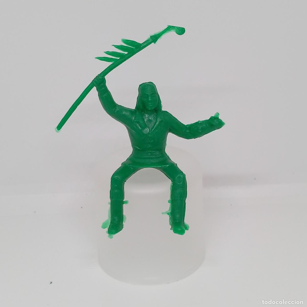 Figuras de Goma y PVC: GOMARSA GUERRERO INDIO APACHE CON LANZA SIN RIFLE REF 351 DE REAMSA JINETE SIN CABALLO 70'-80'S PTOY