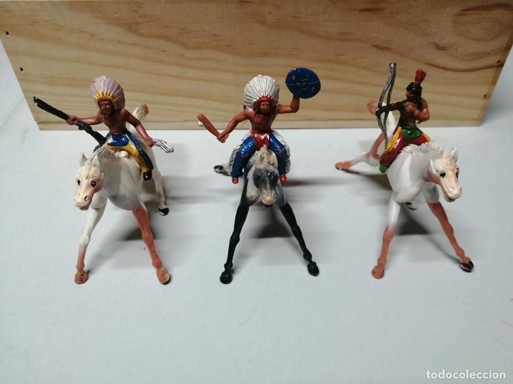 Figuras de goma y PVC: INDIOS A CABALLO DE SOTORRES - Foto 1