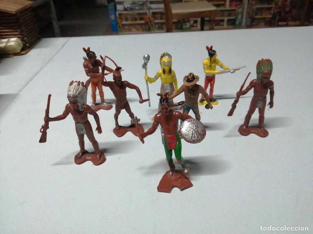 Figuras de goma y PVC: LOTE VAQUEROS E INDIOS (COMANSI, REIGON, SOTORRES, LAFREDO) - Foto 1
