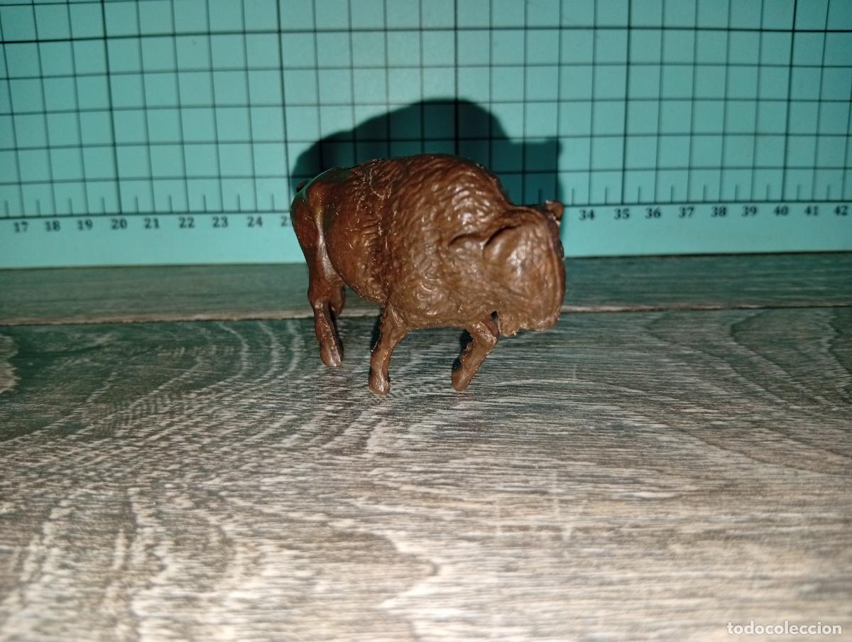 Figuras de Goma y PVC: Figura B&uacute;falo Bisonte Hermanos Pech serie fieras