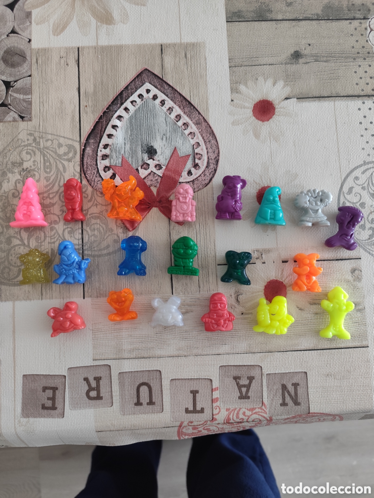 Figuras de Goma y PVC: Lote 20 Crazy Bones Gogos a&ntilde;os 90