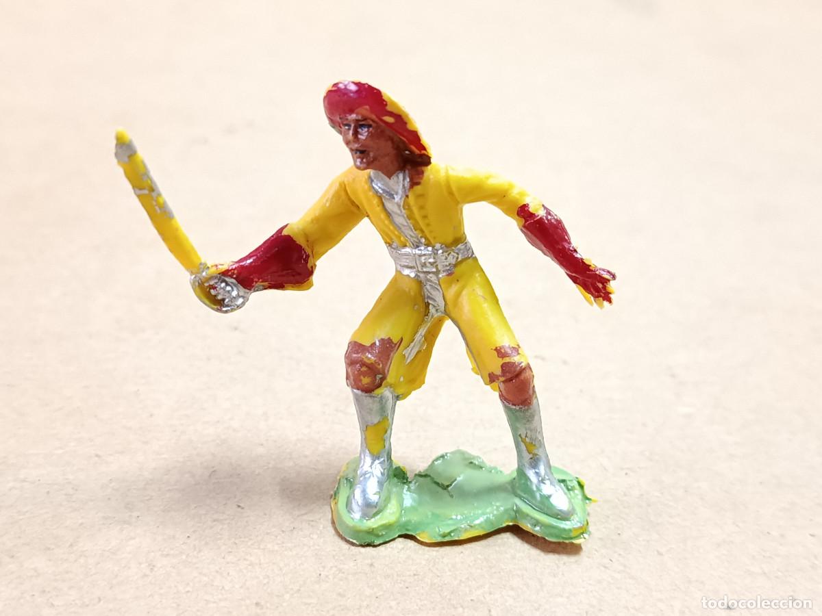 Figuras de goma y PVC: FIGURA DE PL&Aacute;STICO PIRATA COMANSI - Foto 1