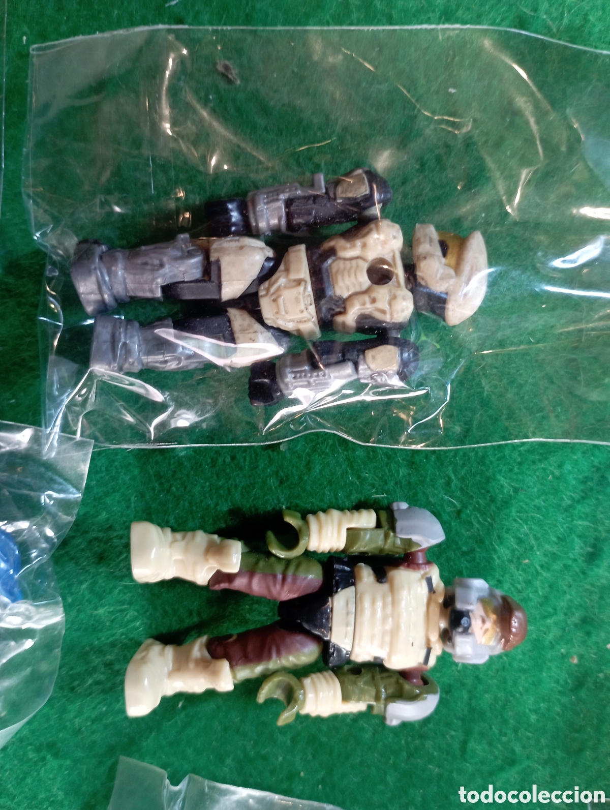 Gummi- und PVC-Figuren: Lote de 52 figuras Mega Bloks de Hado, Master del universo. bolsas de armas. Descatalogados