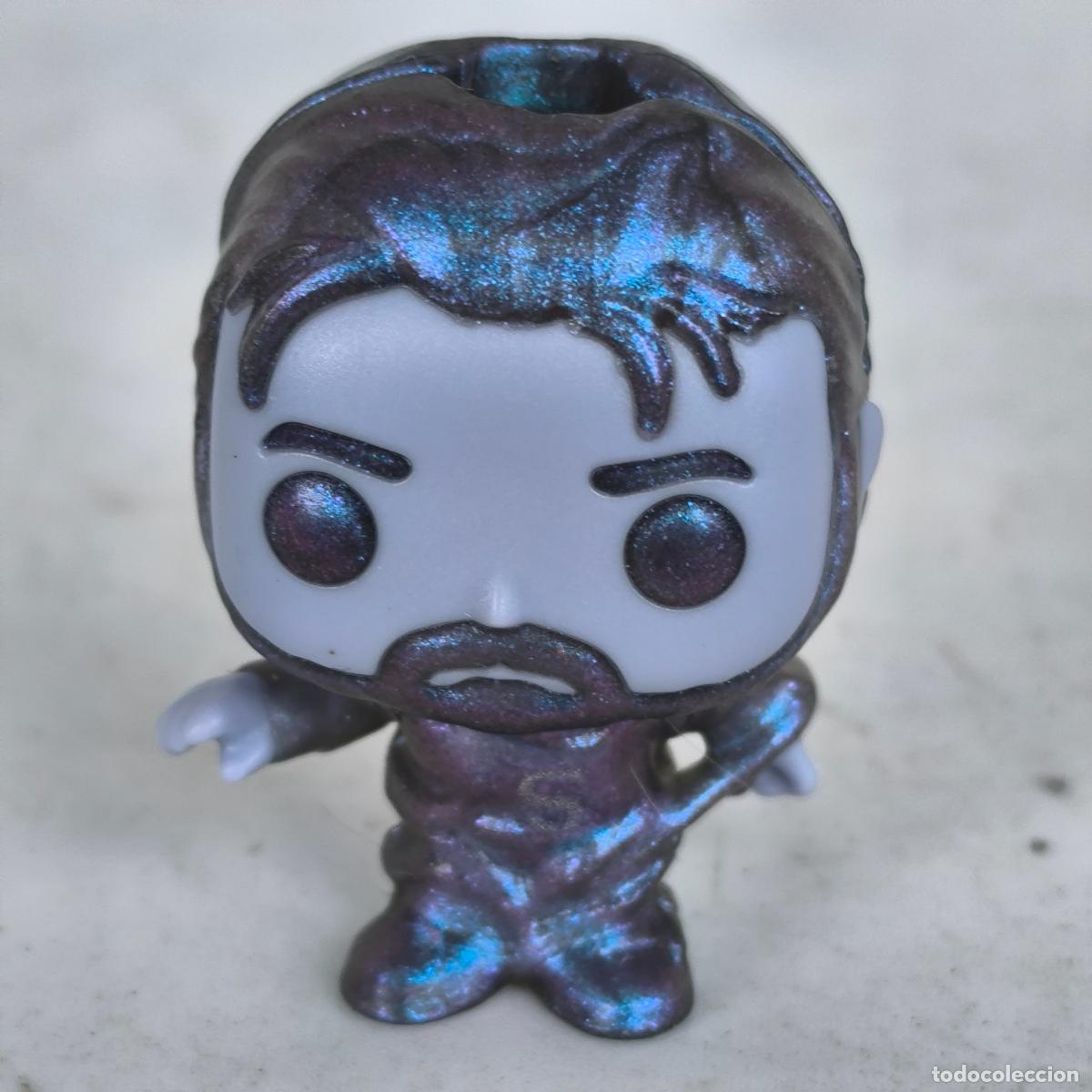 Figuras de Goma Kinder: Figura sheriff hopper del rev&eacute;s STRANGER THINGS HUEVO KINDER JOY