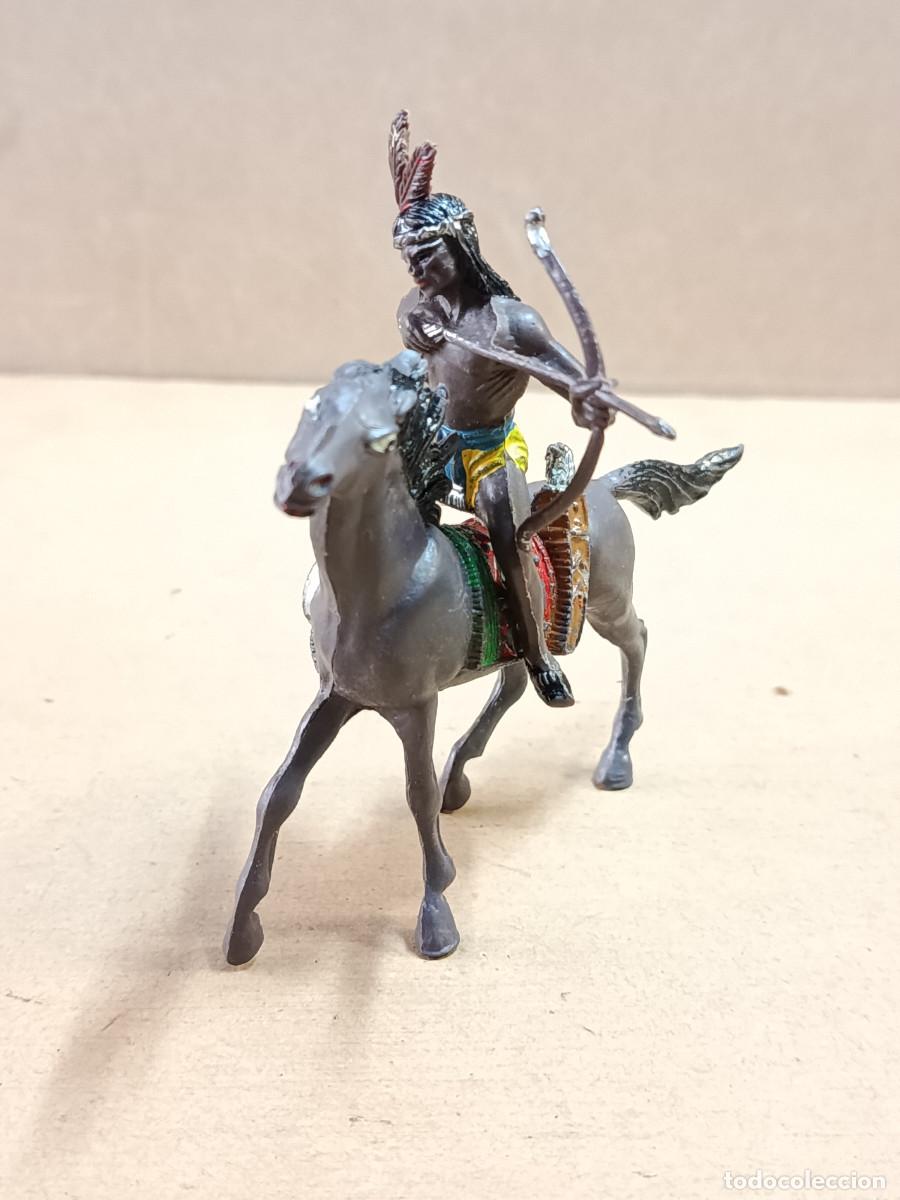 Figuras de goma y PVC: FIGURA DE PL&Aacute;STICO INDIO A CABALLO COMANSI - Foto 1