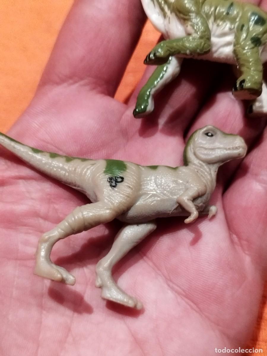 Figuras de goma y PVC: Dos figuras, mu&ntilde;ecos de dinosaurios. hatchling, Brachiosaurus. - Foto 3
