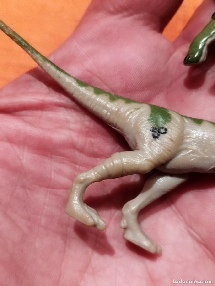 Figuras de goma y PVC: Dos figuras, mu&ntilde;ecos de dinosaurios. hatchling, Brachiosaurus. - Foto 4