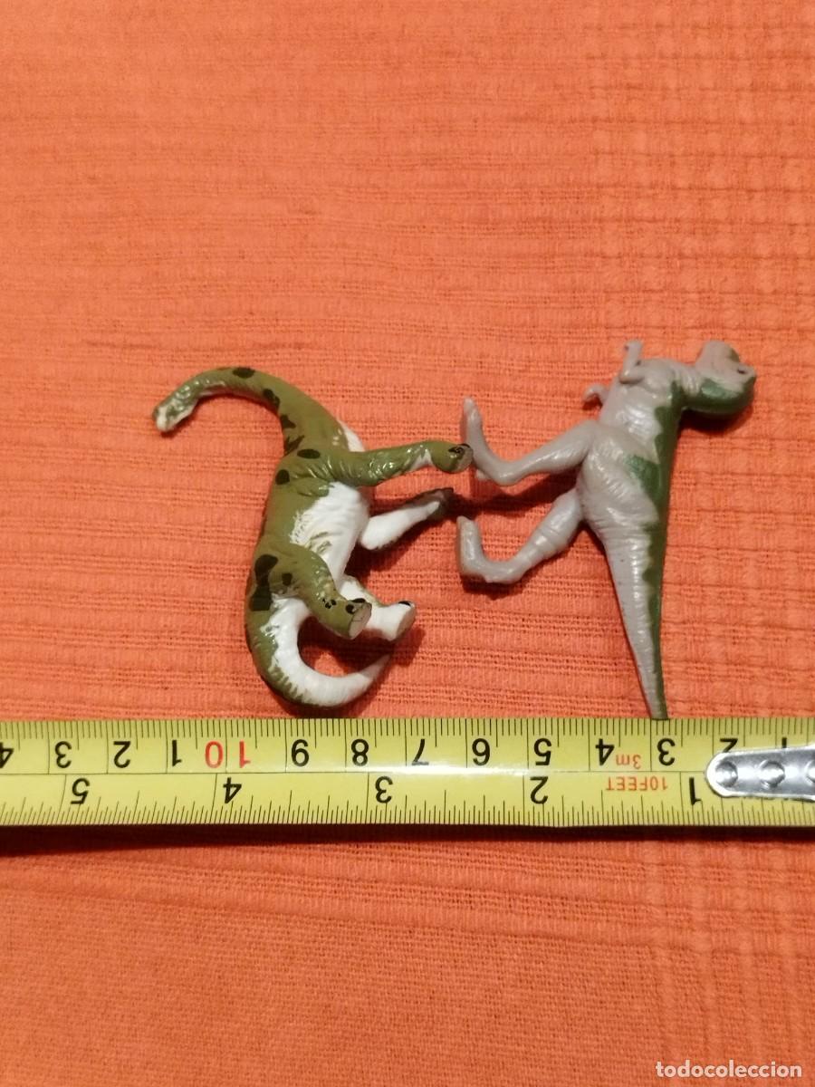 Figuras de goma y PVC: Dos figuras, mu&ntilde;ecos de dinosaurios. hatchling, Brachiosaurus. - Foto 10