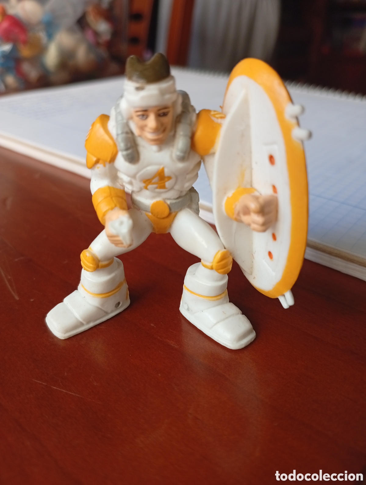 Rubber and PVC Figures: MU&Ntilde;ECO FIGURA PVC EQUIPO ACTIMEL