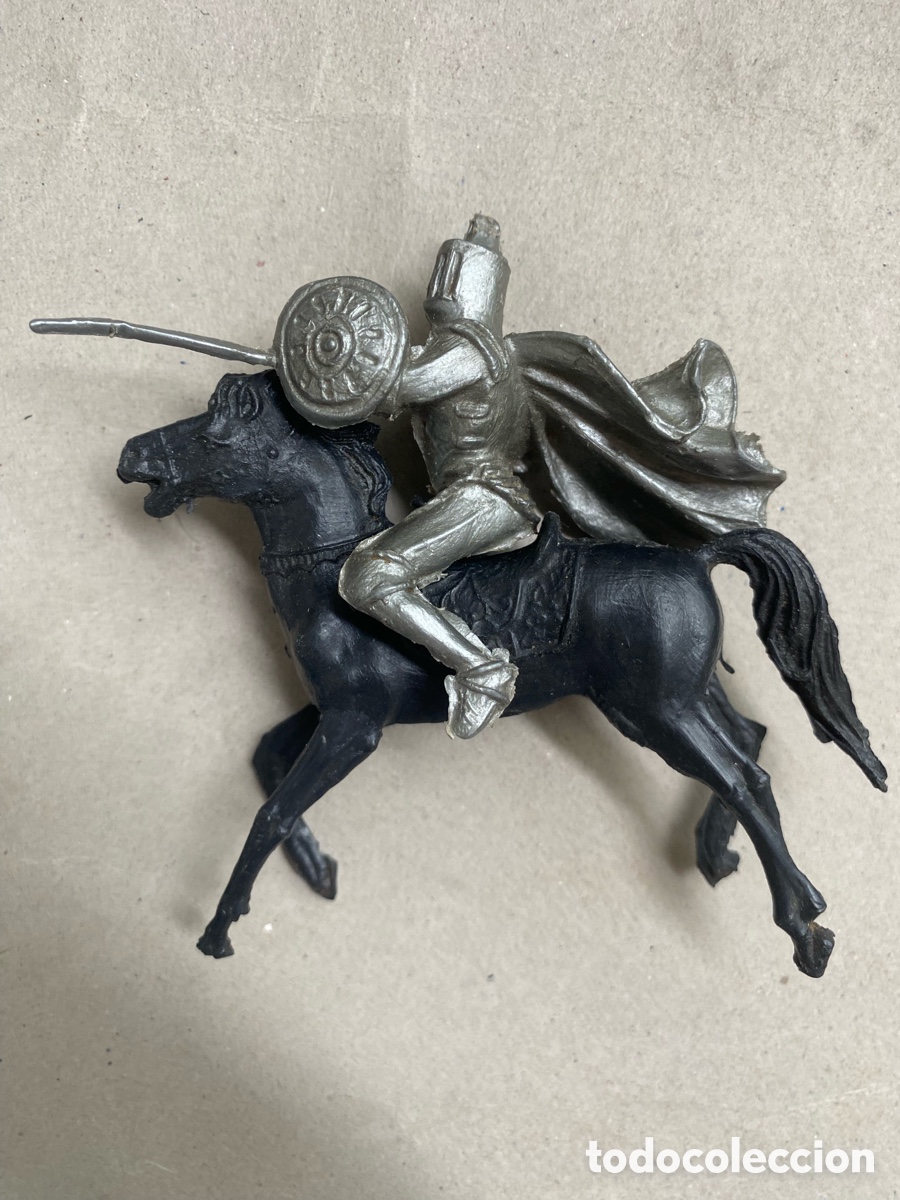 Figuras de goma y PVC: Caballero medieval reigon - Foto 1