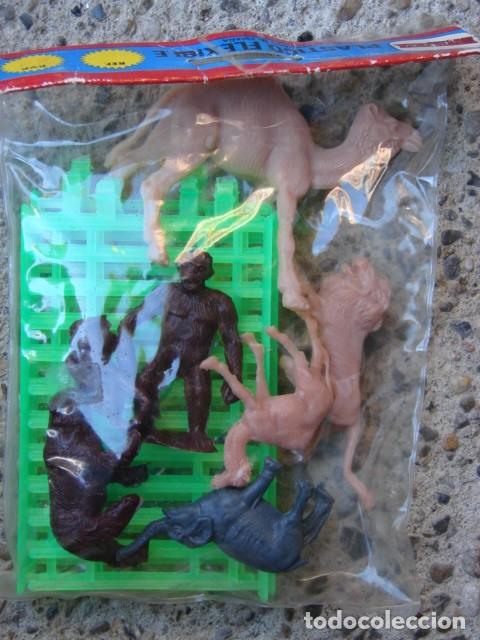 Figuras de Goma y PVC: ZOO 7 ANIMALES CON JAULA - NOVOLINEA