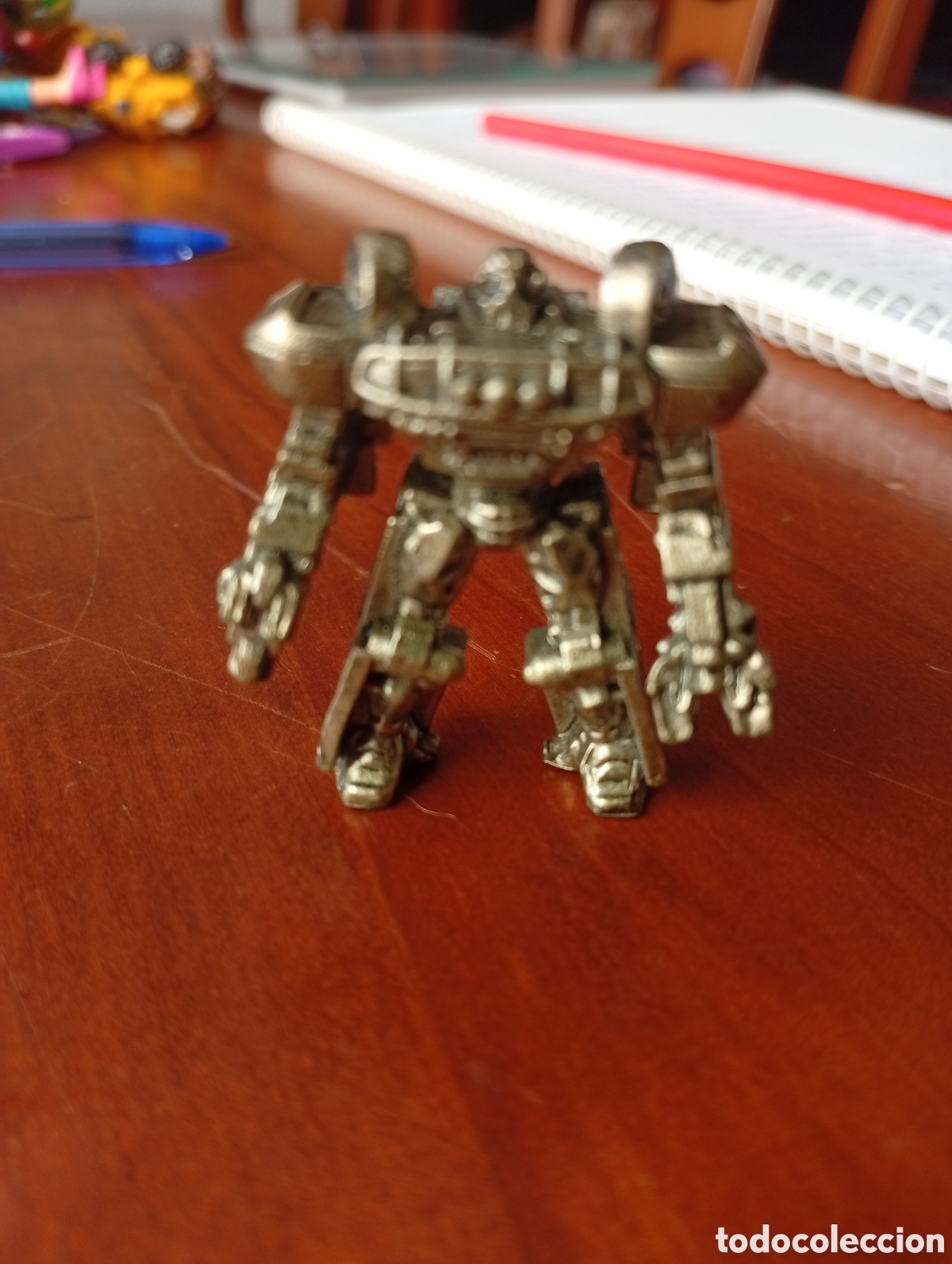 Figure di Gomma e PVC: MU&Ntilde;ECO FIGURA PVC TRANSFORMERS DORADO 1