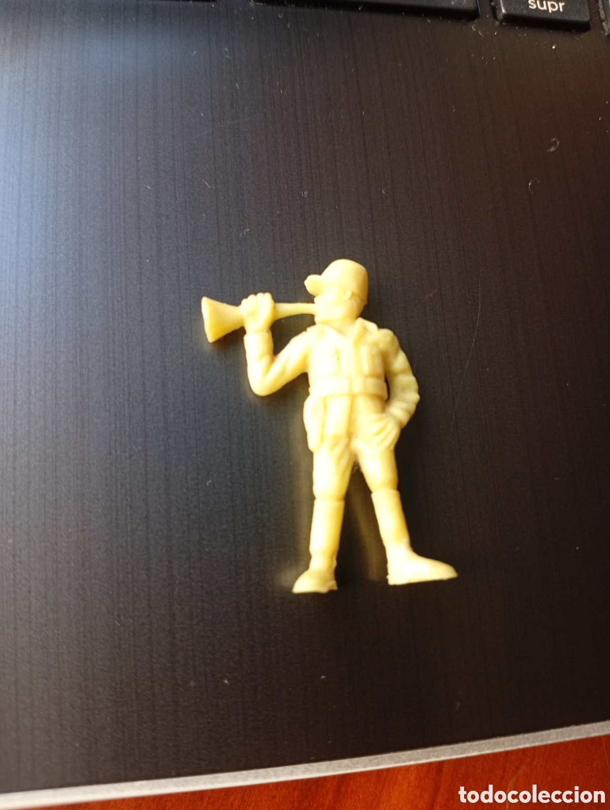 Figuras de Goma y PVC: MU&Ntilde;ECO FIGURA DUNKIN CROPAN PASTELITOS PROMOCIONAL GUERRA SOLDADO TROMPETA SOLDADOS