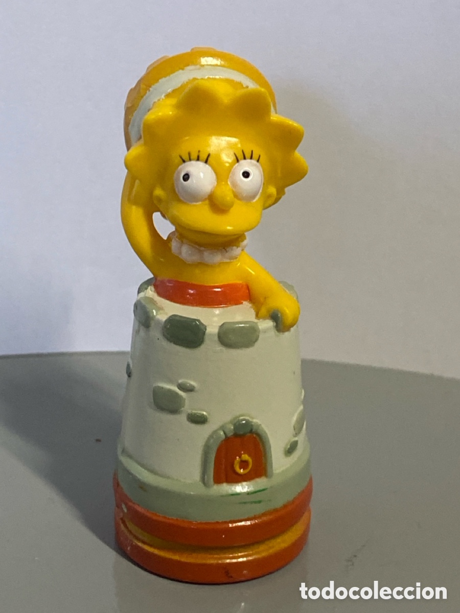 Gummi- und PVC-Figuren: FIGURA AJEDREZ TORRE ROJA MATT GROENING TM & FOX 2001 SIMPSONS LISA