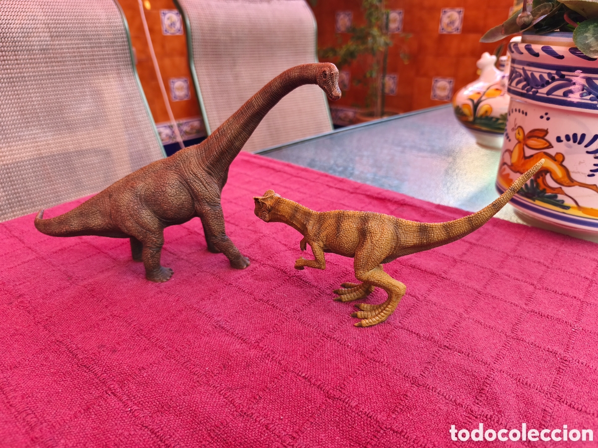 Figuras de Goma y PVC: FIGURA DE BRACHIOSAURUS SCHLEICH - FIGURA DE ALLOSAURUS SCHLEICH DINOSAURIO DINOSAURIOS LOTE DE DOS