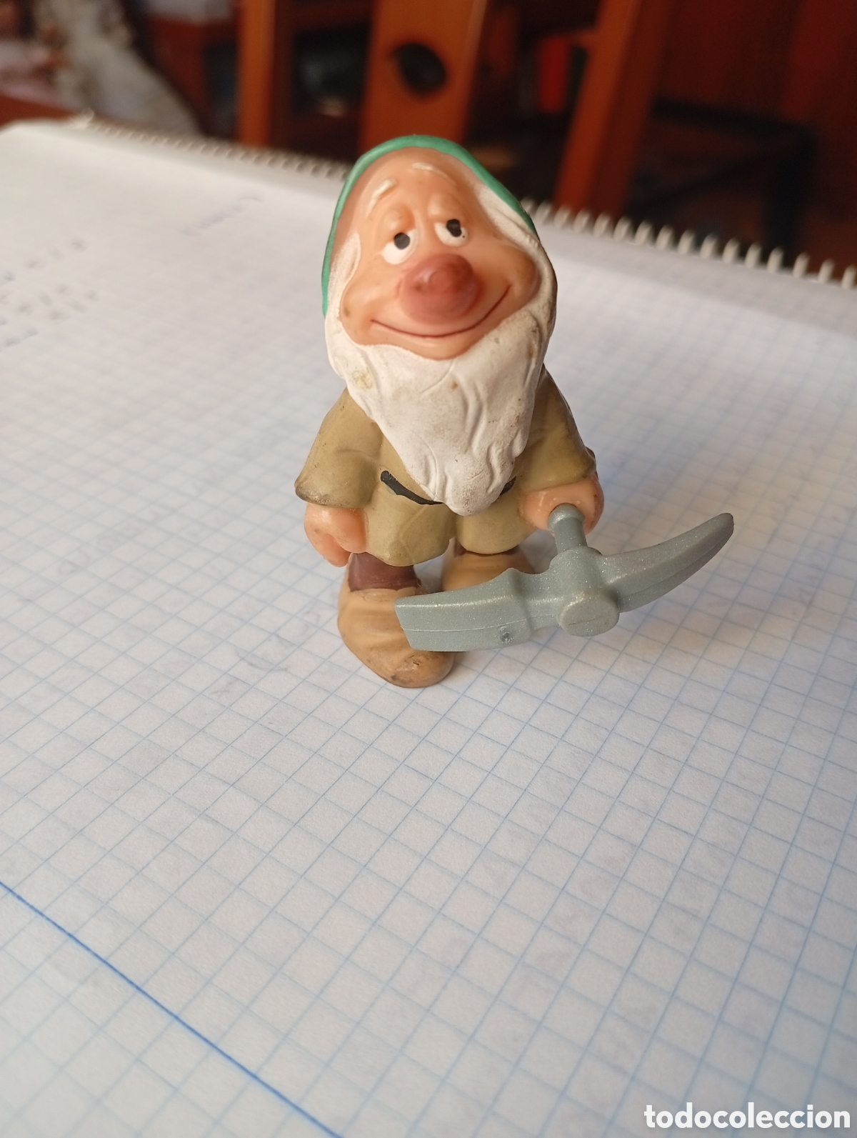 Figuras de Goma y PVC: MU&Ntilde;ECO FIGURA PVC BLANCANIEVES Y LOS 7 ENANITOS ENANITO DORMILON CON PICO DISNEY BULLY