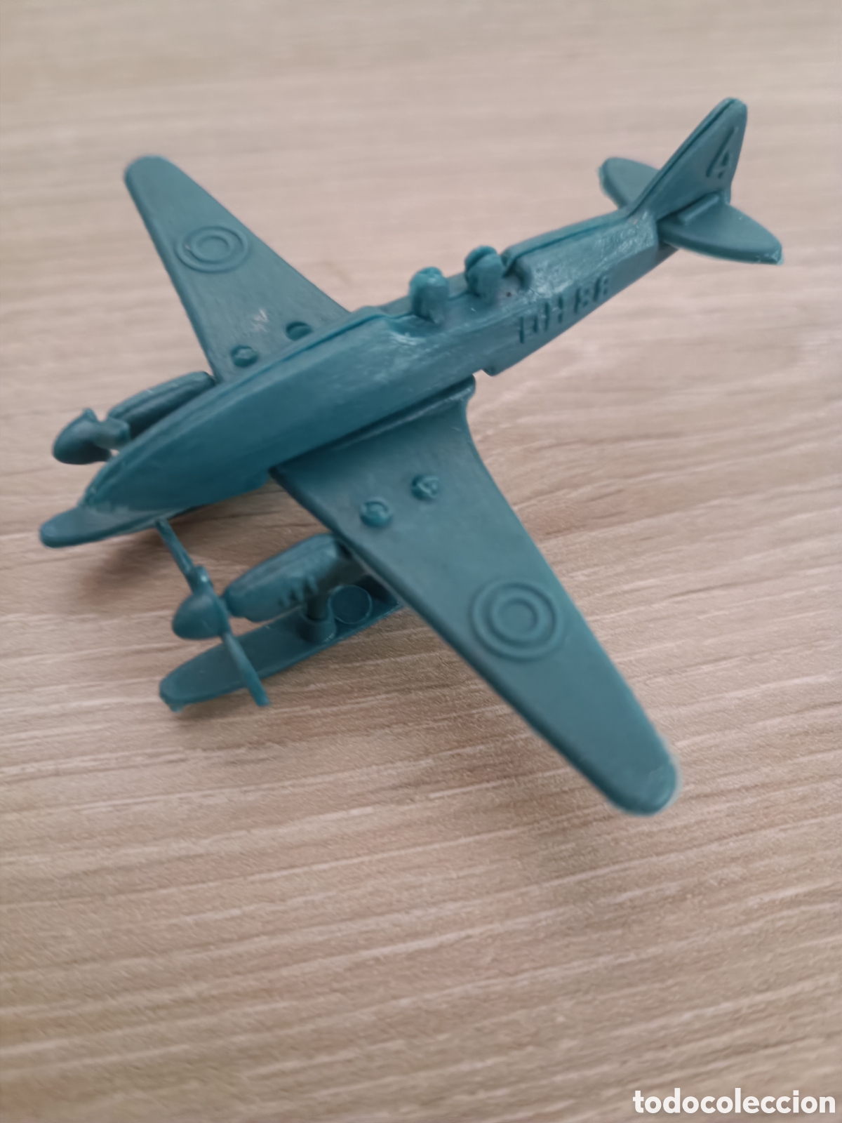 Gummi- und PVC-Figuren: Hidroavi&oacute;n de color azul - montaplex